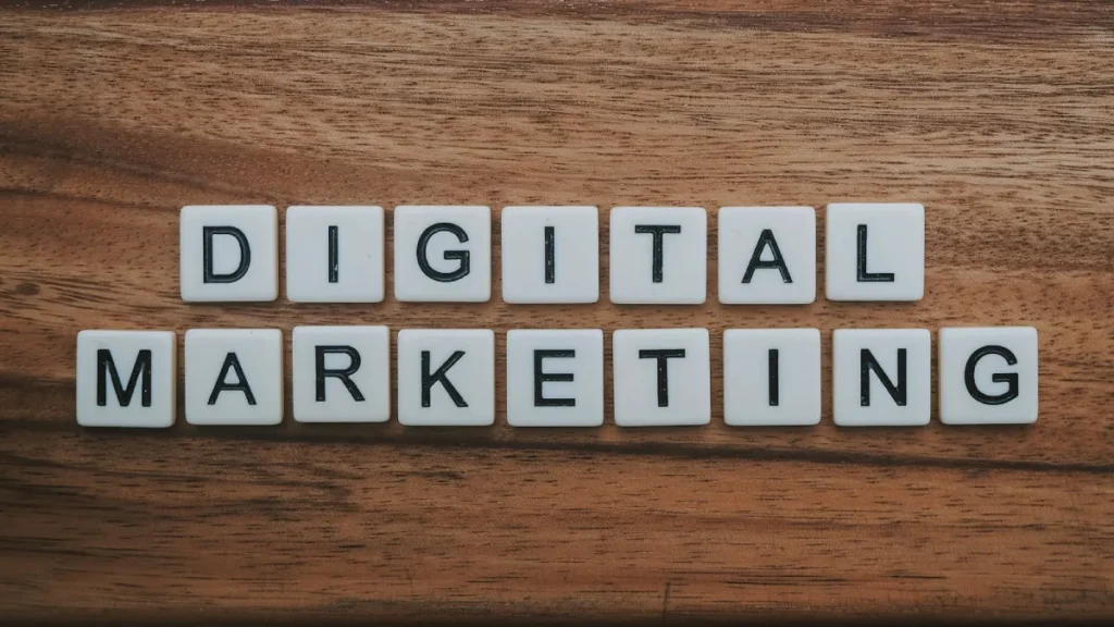 Comment Booster Votre Carrière en Vous Formant au Marketing Digital en 2024